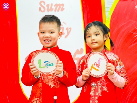 Khai Xuân tại trường Mầm non Hoa Anh Đào